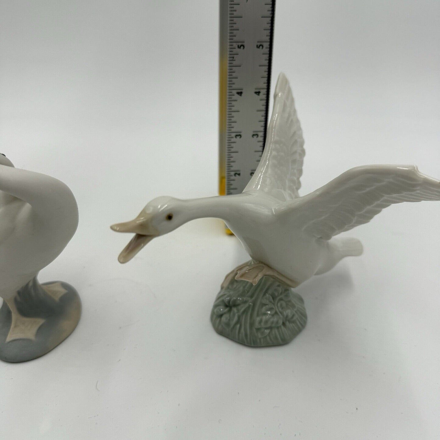 Vintage Lladro Spain Porcelain Ducks Figurines Glossy /matte White Rare 4” Set