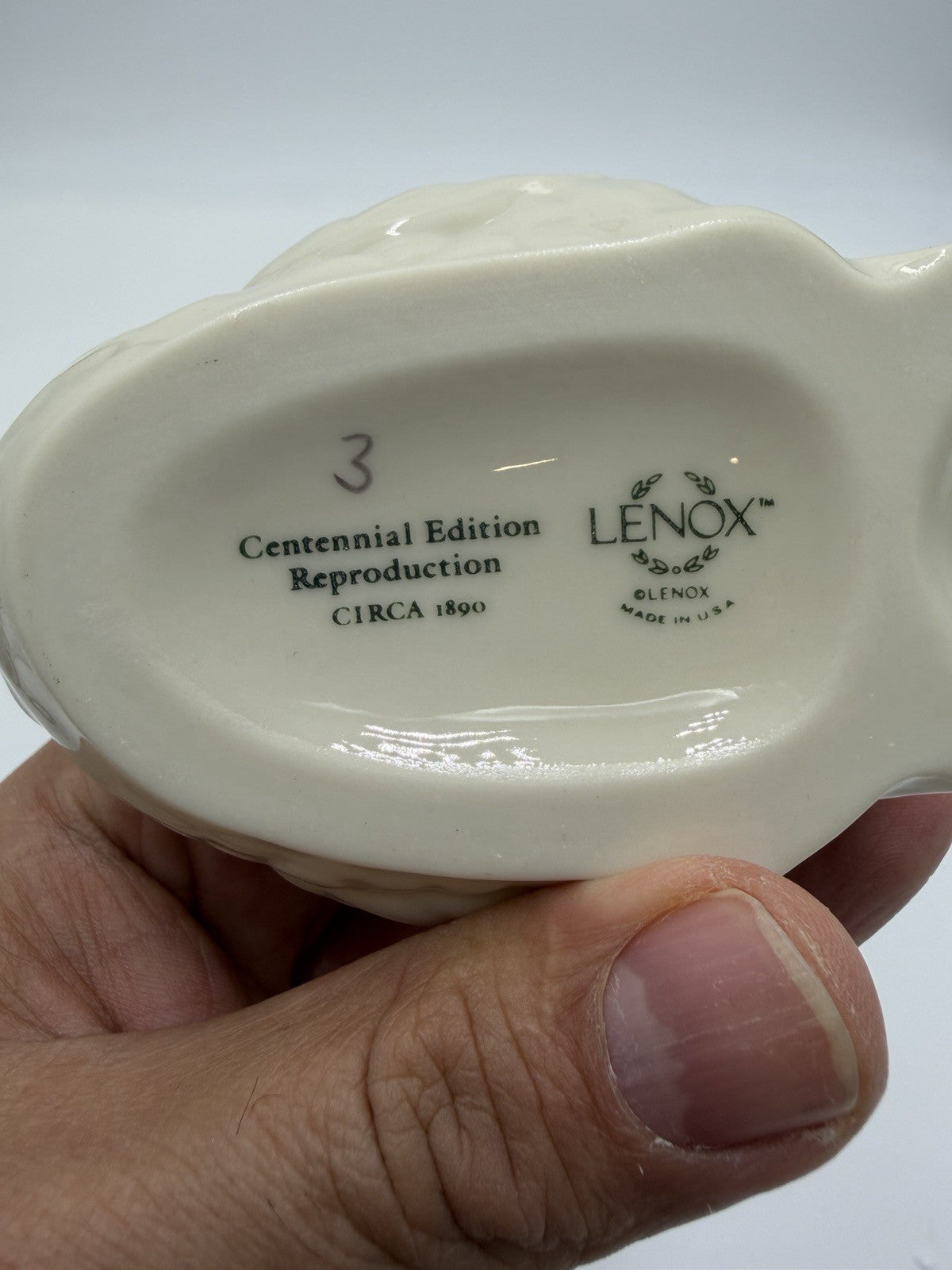 Lenox Porcelain USA Centennial Edition #3 Swan Figurine 3”H W/box Beige Glossy