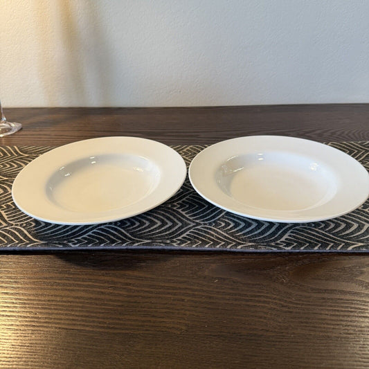 2x Pottery Barn GREAT WHITE Large Rimmed Soup / Pasta Bowl Lot, 10 1/4"