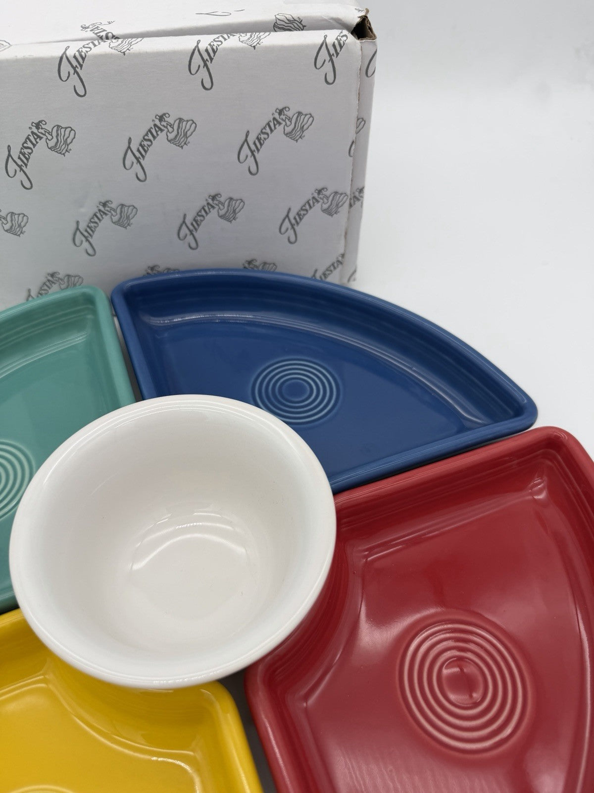 Fiesta Ware 5 Piece Entertainment Set Vibrant Blue Yellow Red White Turquoise