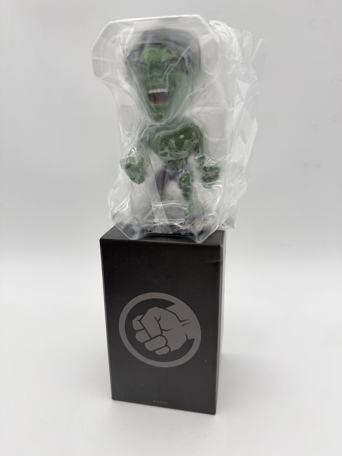 Marvel Avengers Earth's Mightiest Collectors Edition Hulk Bobblehead 6”figurine