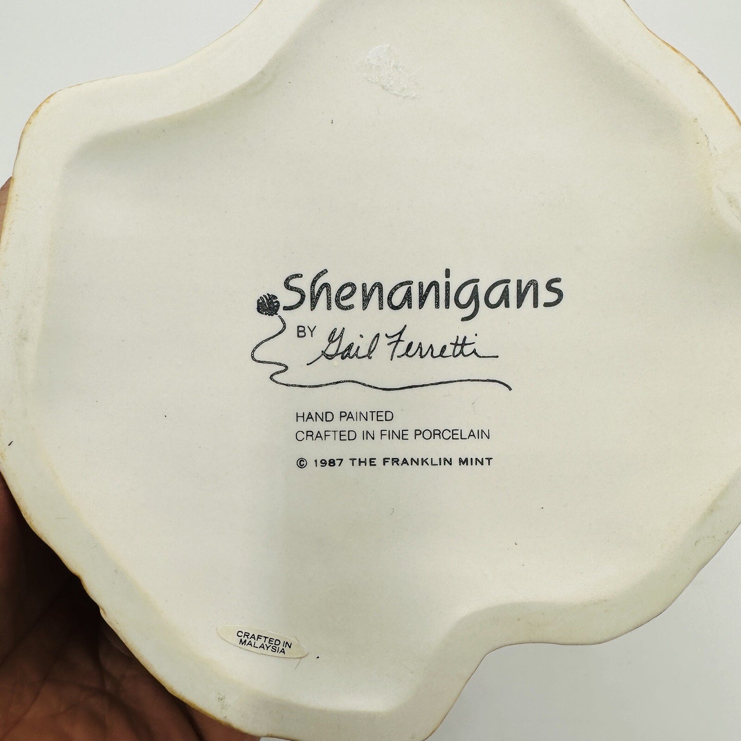 The Franklin Mint Cats Shenenigans' Porcelain Kittens Playing In Pot Figurine