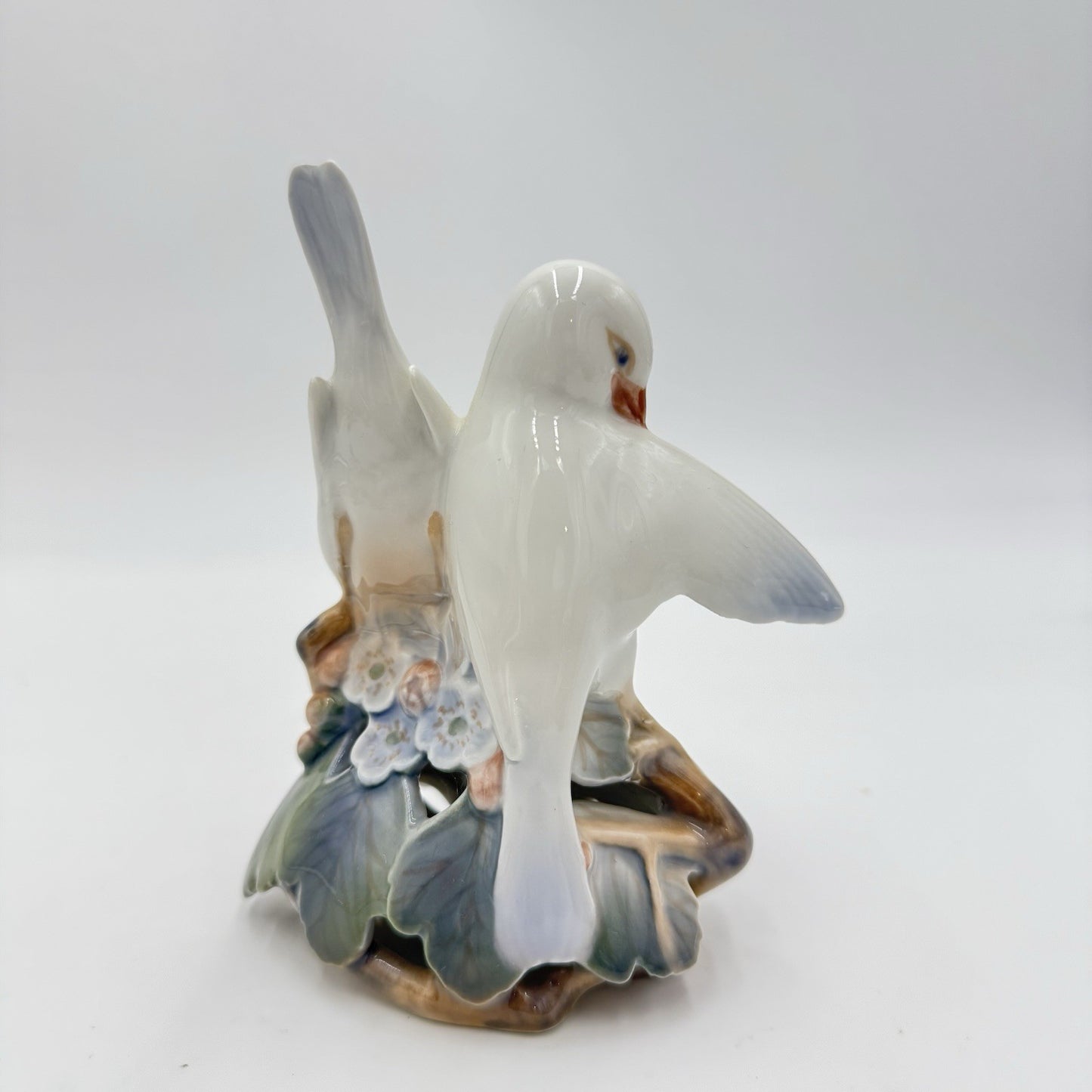 Royal Copenhagen Denmark Porcelain #402 Love Birds Figurine Vintage Painted