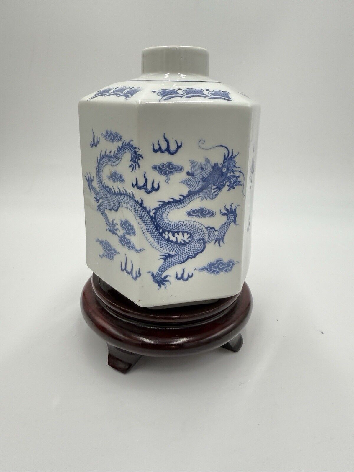 18th-C Chinese Qianlong Imperial Mark Porcelain Hexagonal White Blue Dragon Vase