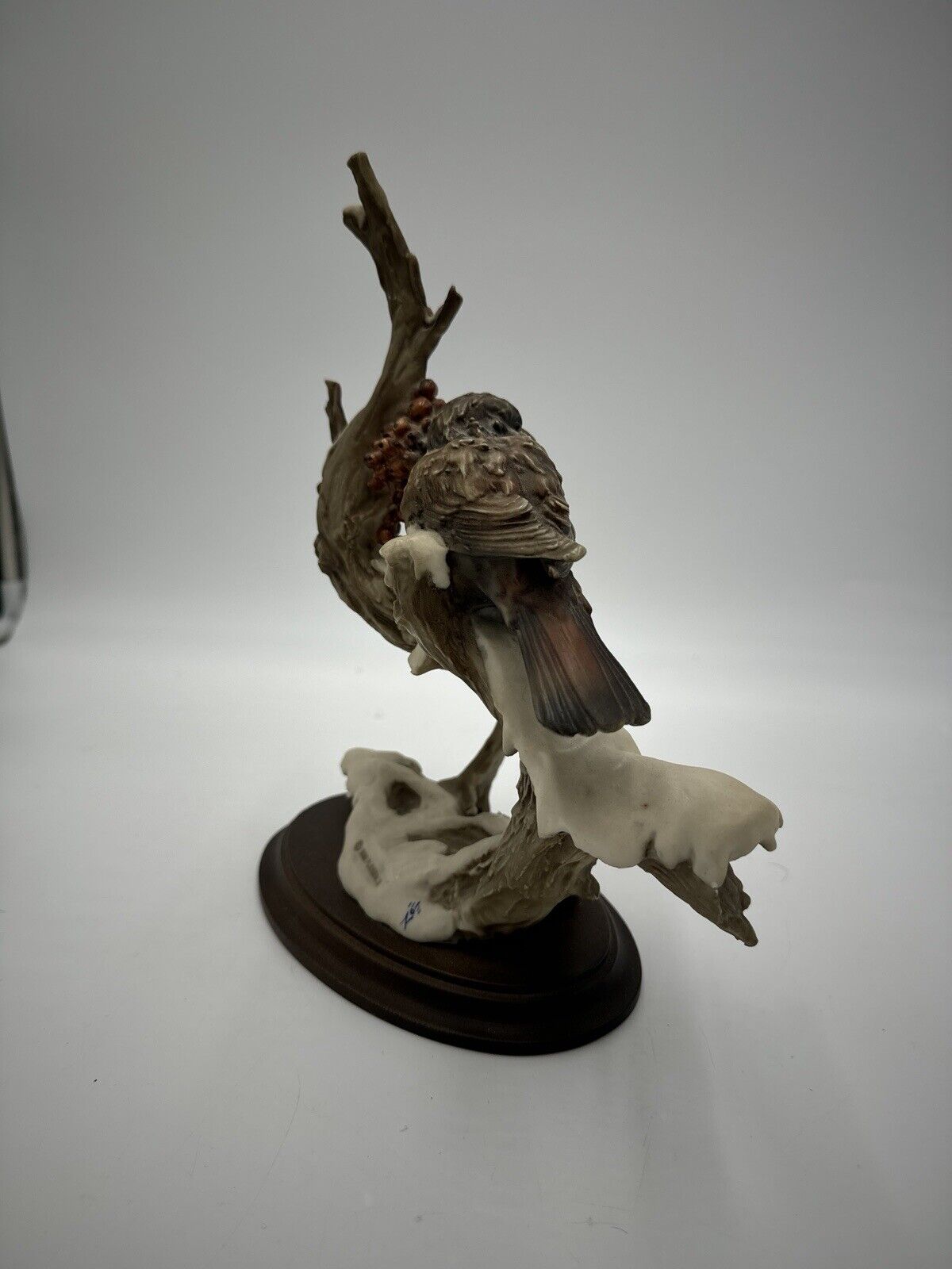 Giuseppe Armani SPARROW IN THE SNOW Bird Figurine w/ Attached Base signed Italy