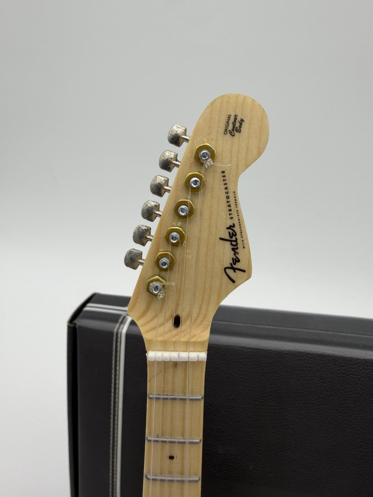 60th Anniversary Sunburst Fender Strat Bruce Springsteen Mini Guitar AXE HEAVEN