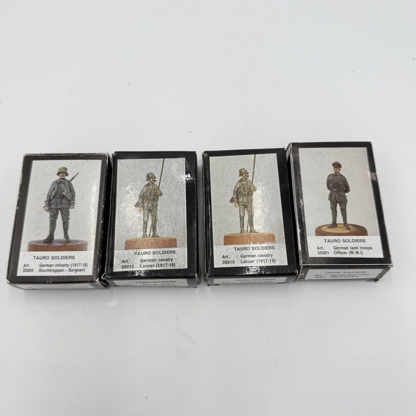 Vintage Tauro Soldiers Italy unpainted 35005 35015 35001 Metal Set 4 Pieces New