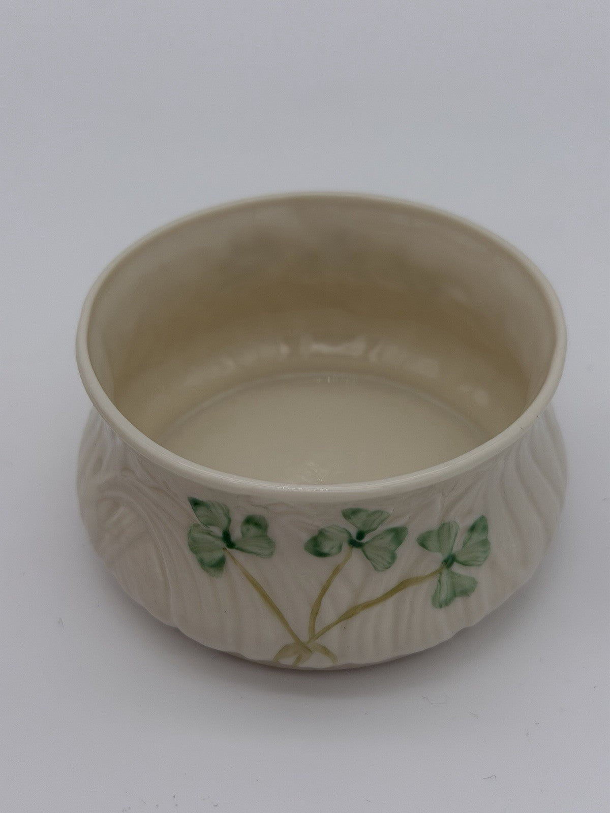 Belleek Ireland Porcelain Daisy Shamrock Lidded Trinket Box Embossed Vintage 3”