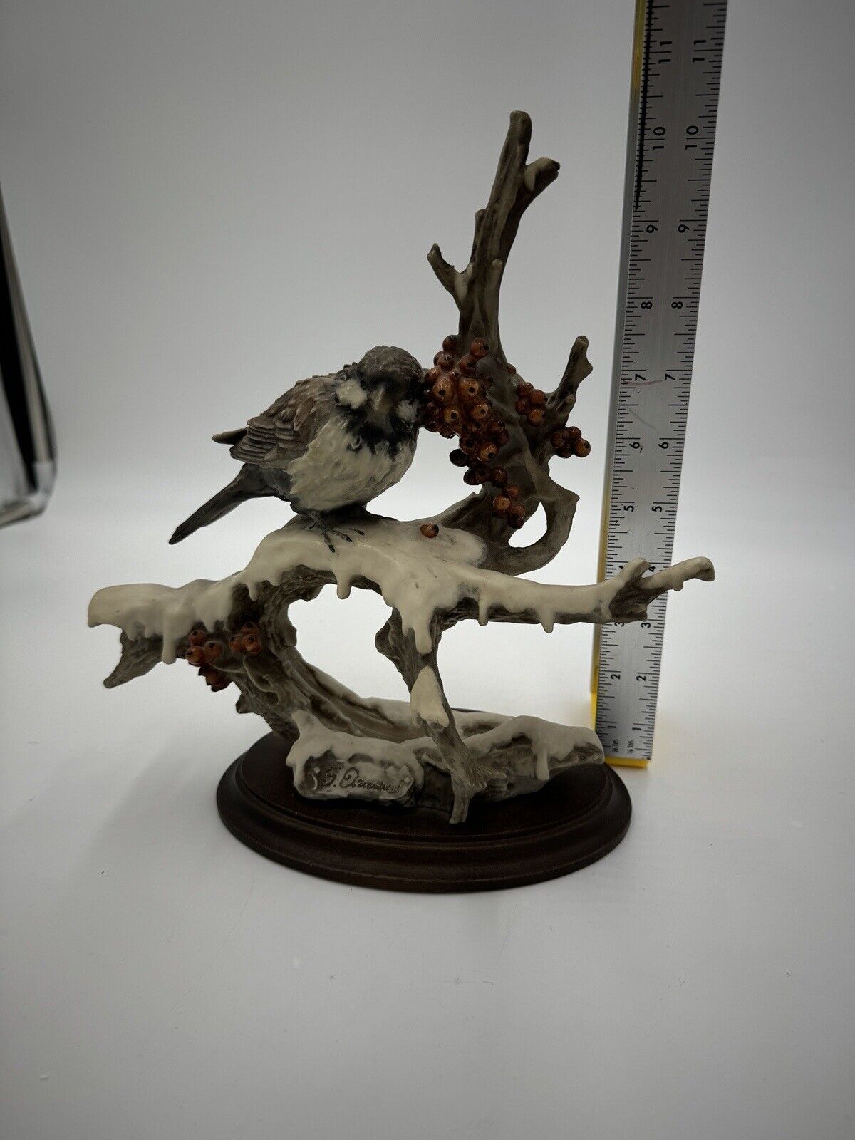 Giuseppe Armani SPARROW IN THE SNOW Bird Figurine w/ Attached Base signed Italy