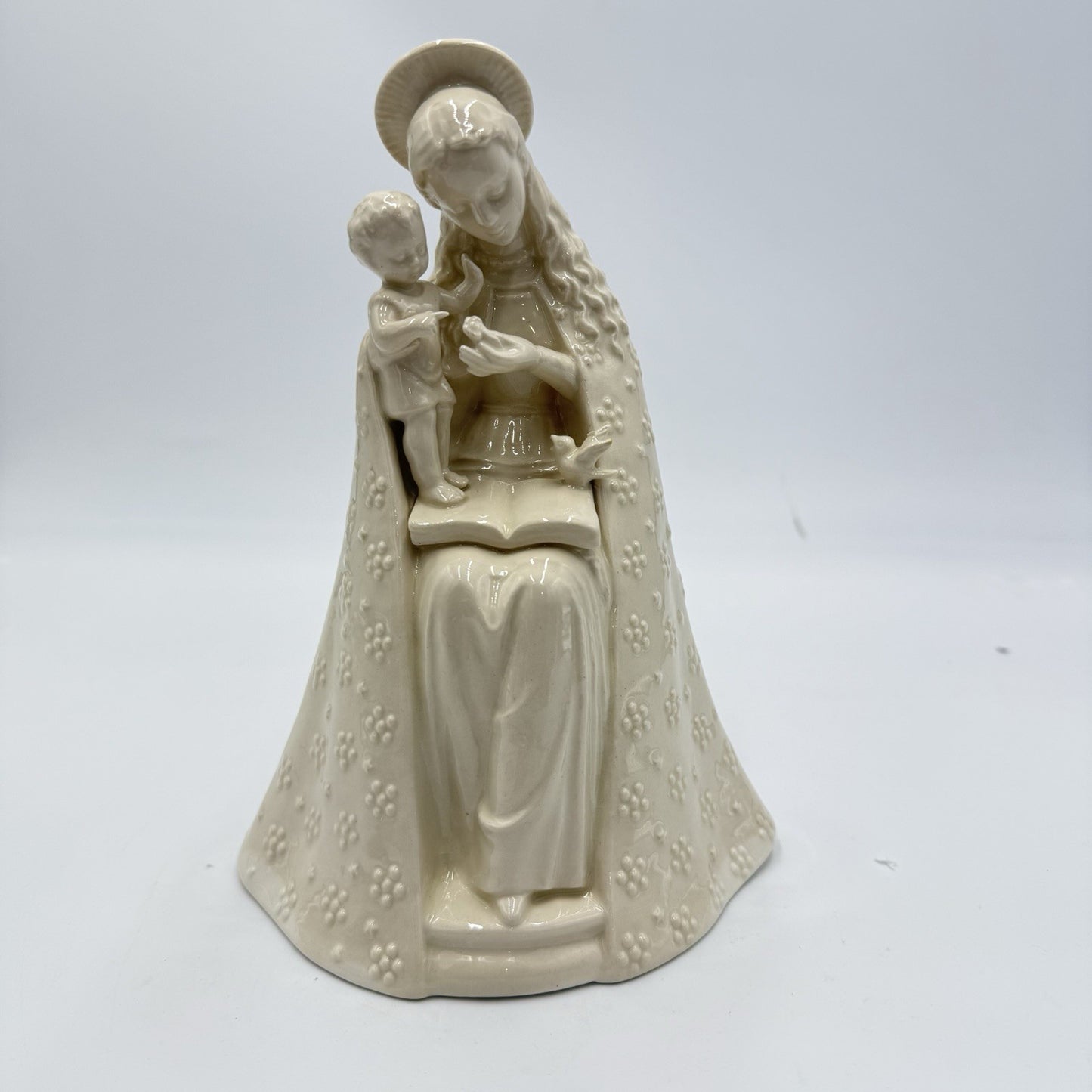 Vintage Hummel Figurine Flower Madonna & Child  Full Bee Porcelain Goebel 10/1