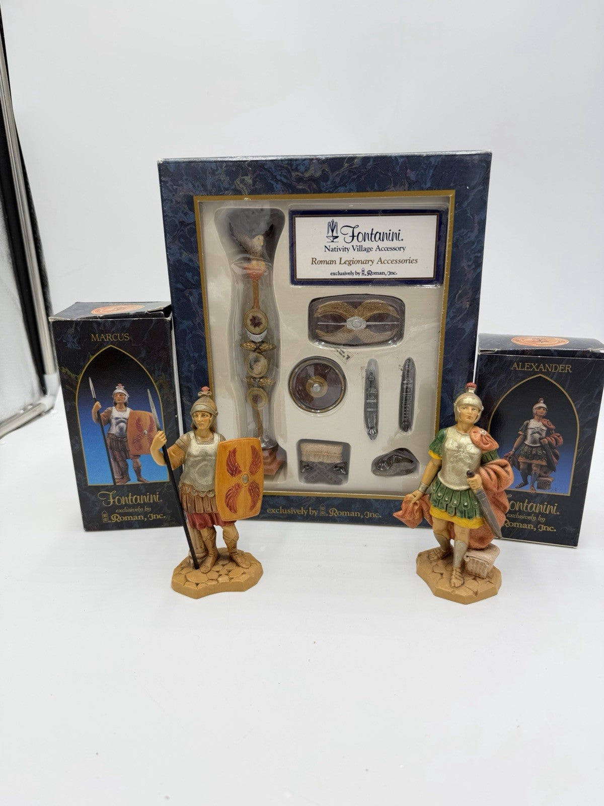 Fontanini Roman Legionary Accessories & Soldiers Marcus & Alexander Figurines