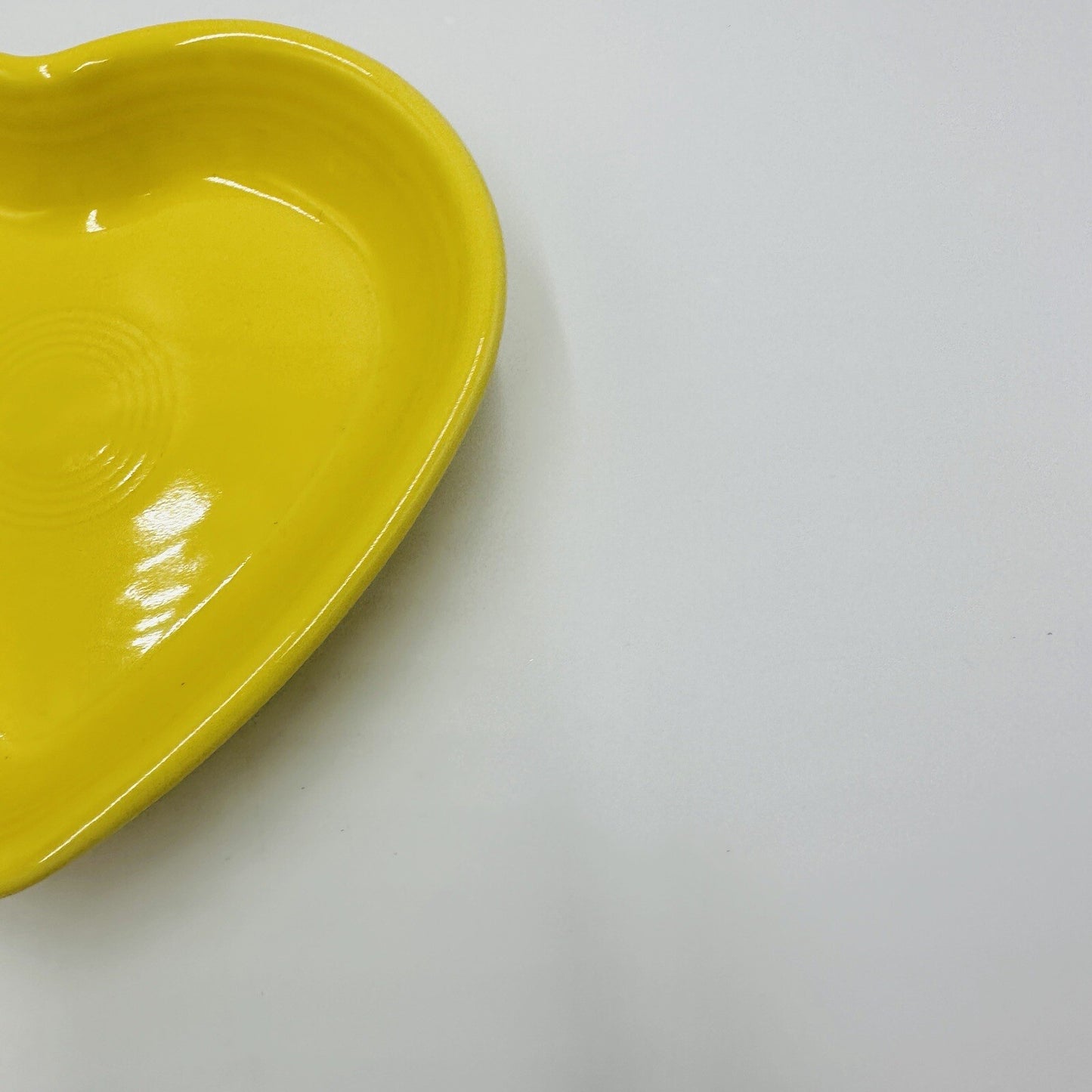 Fiestaware Coffee Mug Yellow Heart Shaped Ray & Yellow Serveware Vintage Dining