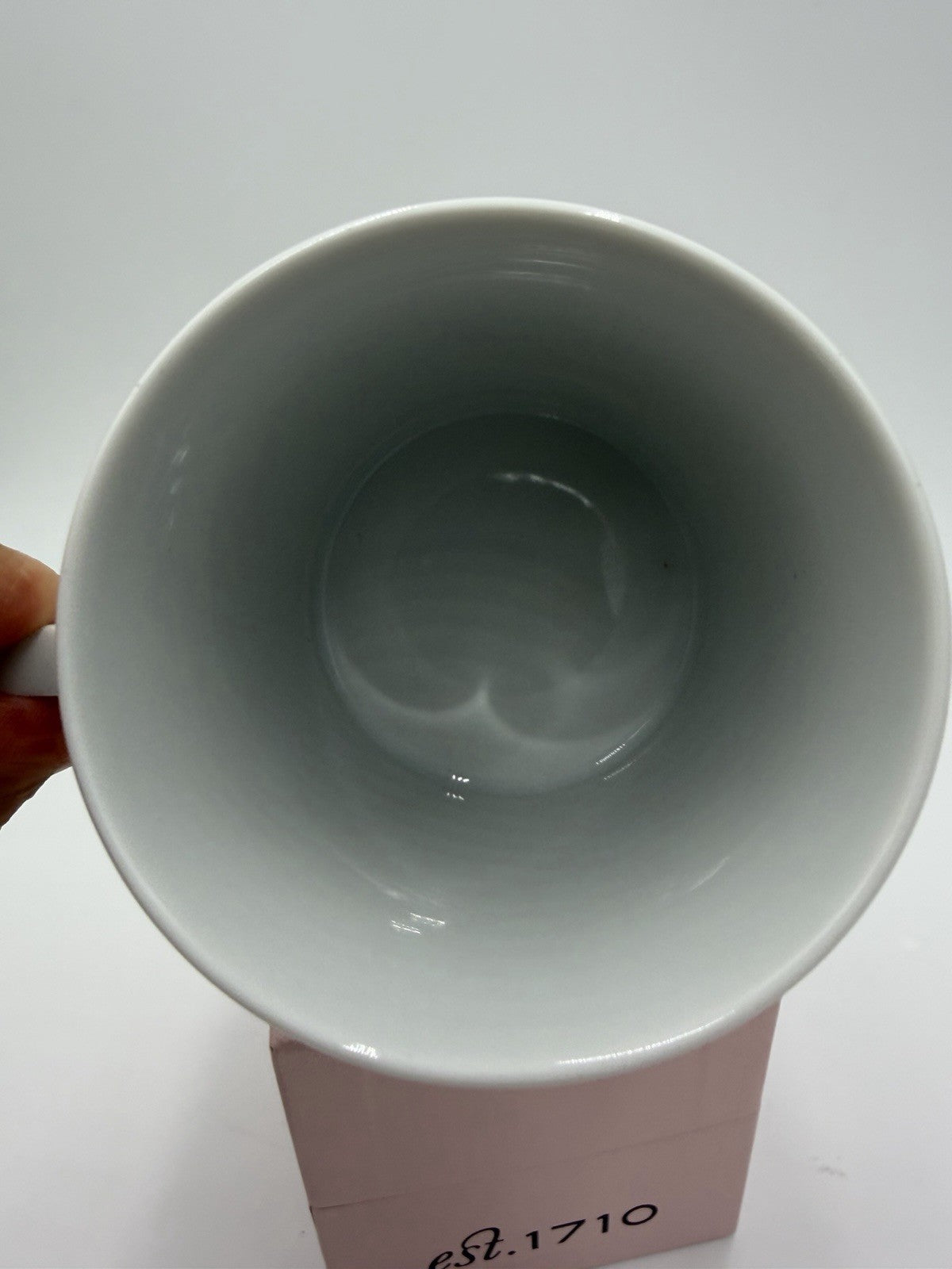 New Meissen Porcelain Germany Berlin Kisses Coffee Mug 3.5”H Box