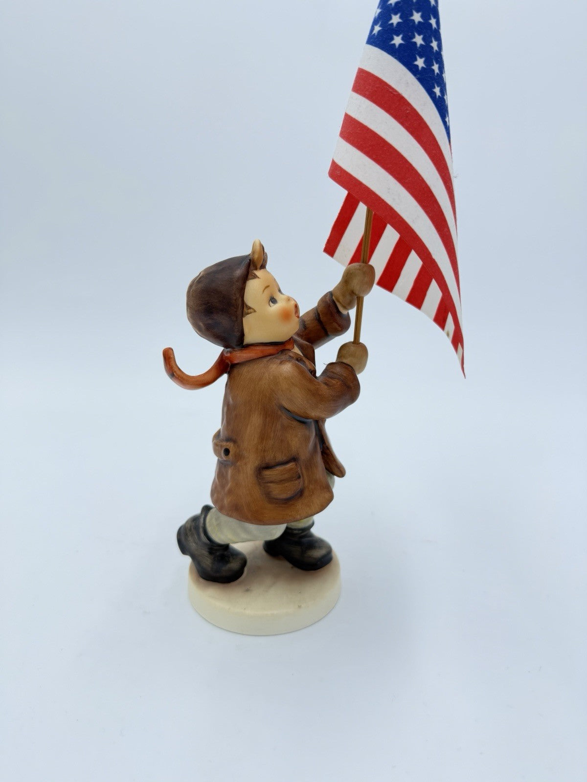 Hummel Goebel Germany Porcelain Call To Glory #739/1 USA Flag 5.75” Figurine