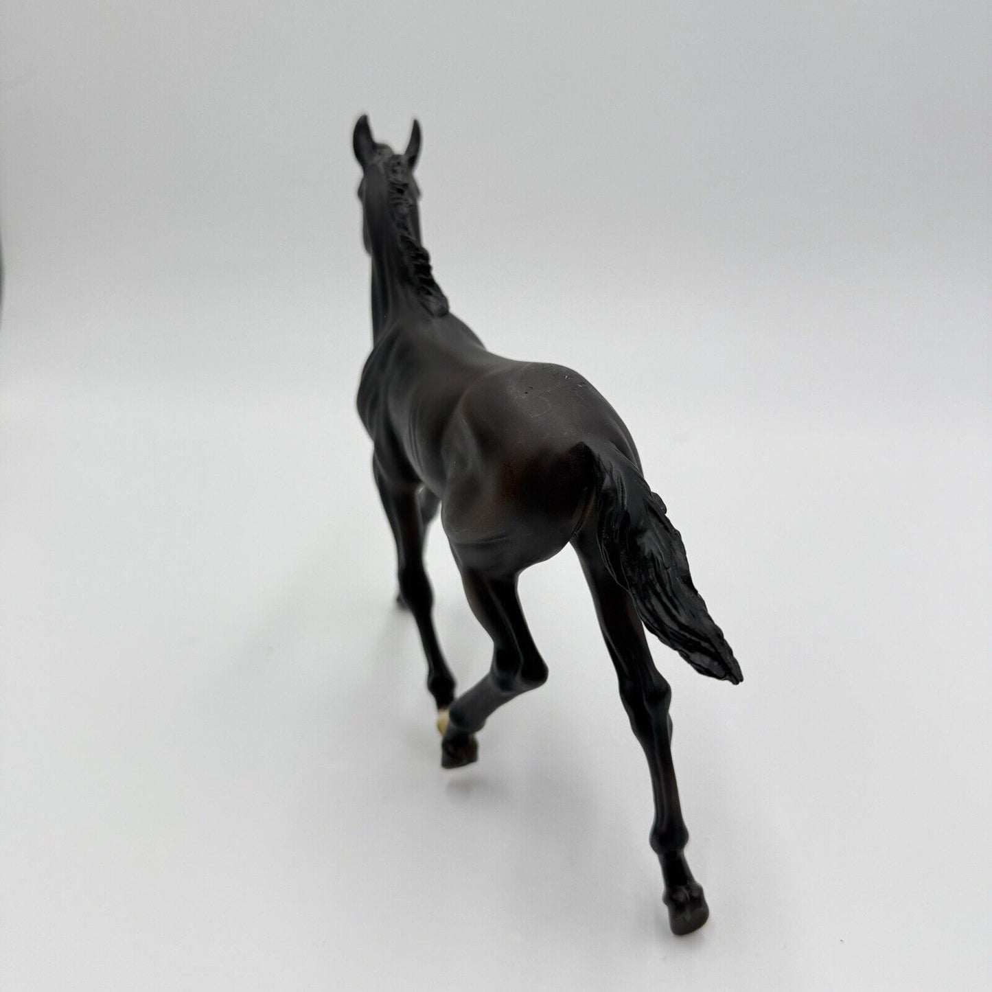 Breyer zenyatta's first colt #1940 Model Black Foal Figurine Horse