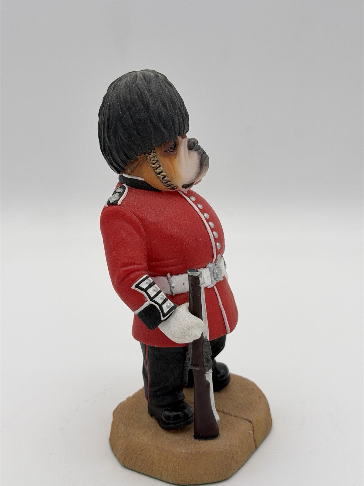 Robert Harrop Doggie People Bulldog Guardsman DP179 Rare British Figurine