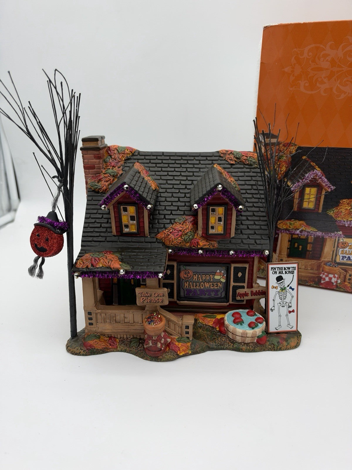 Department 56 Halloween Trick Or Treat Lane Party House Village Collection Boxed