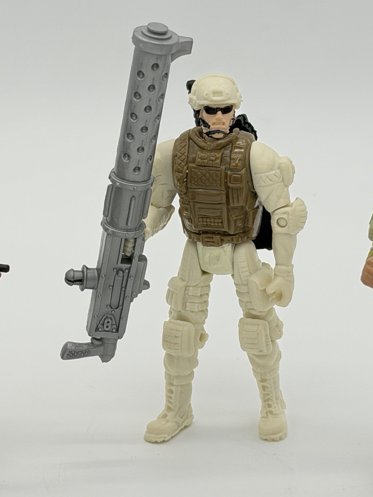 Chap Mei Toys Military Soldier 4” Action Figure  Plastic Lot 5 PCs & Accessories