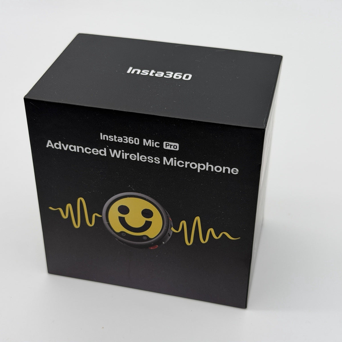 Insta360 Mic Pro Wireless Lavalier Microphone Transmitter - 2.4 GHz