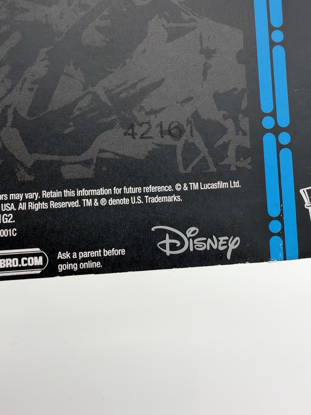 Star Wars HASBRO The Black Series Yoda #06 Action Figurine 1.5” Outfit Sealed
