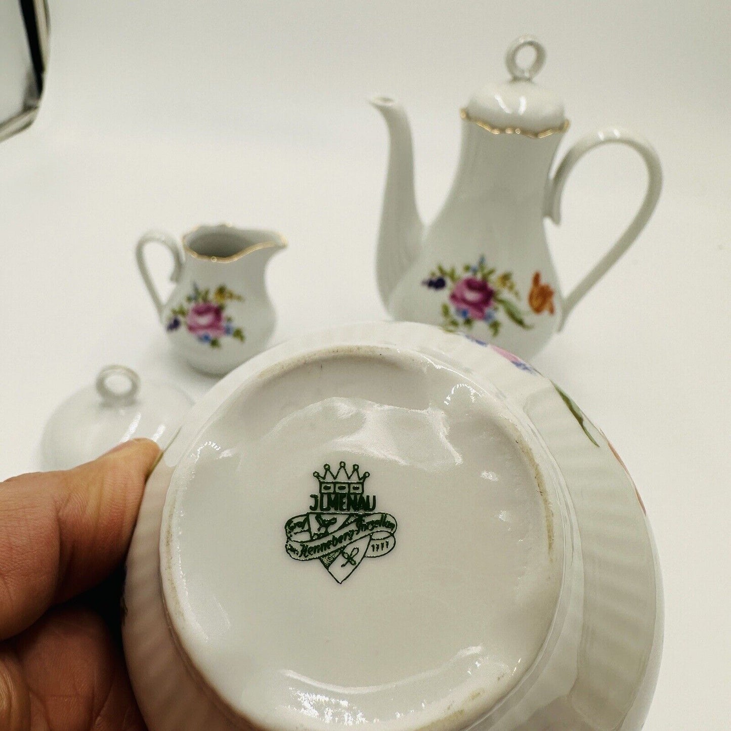 JlMenau Graf Von Henneberg Tea Set White Floral Porcelain German Demitasse 1777