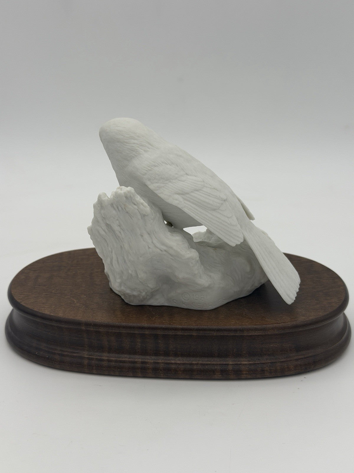 Rare R.K. Searles Porcelain White Bisque Bird Figurine On Wood Base 1980 Signed