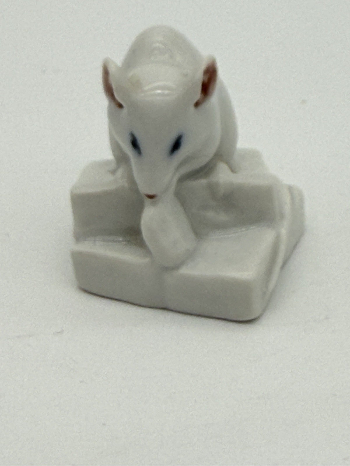 Rare Royal Copenhagen Denmark Porcelain White Mouse On Sugar Cube 1.2” Figurine