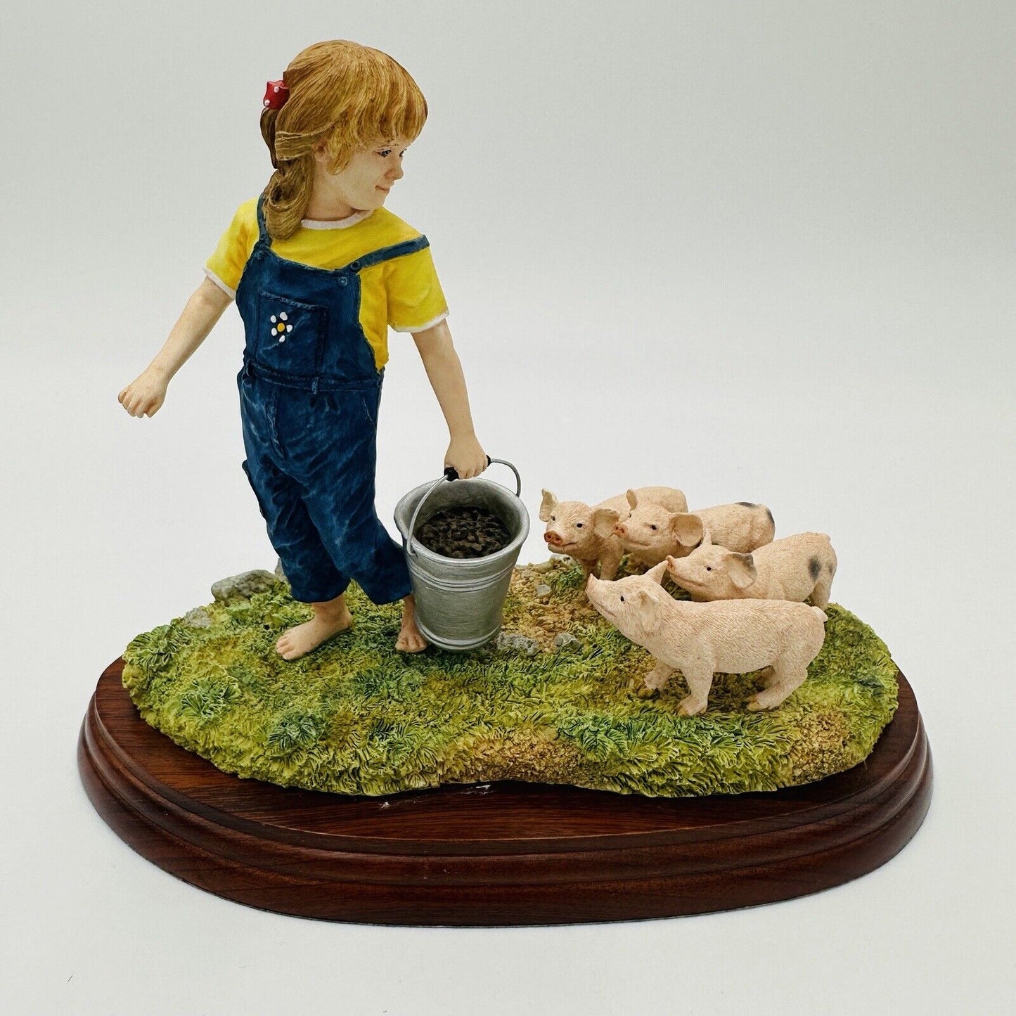 Border Fine Arts Figurine Young Farmer Feeding The Piglets A5030 Enesco Vintage