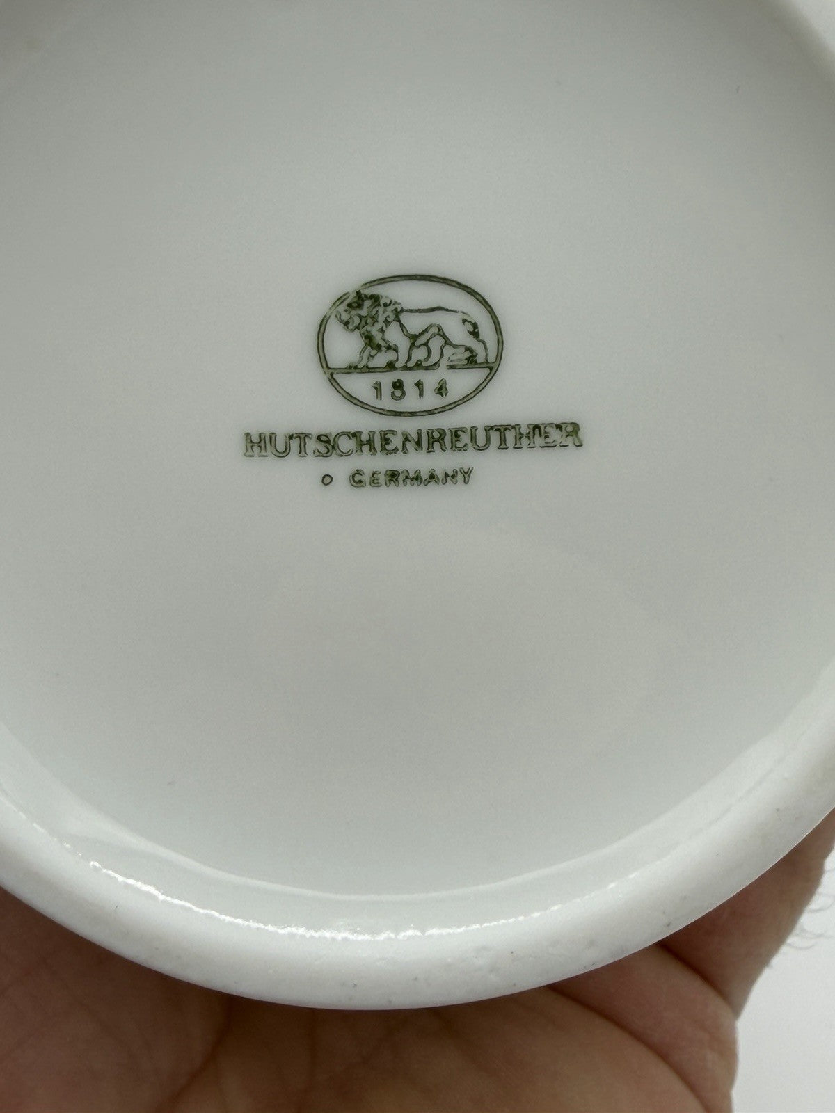 Hutschenreuther Porcelain Germany 1960 White Bisque Vase Feather Leaf embossed