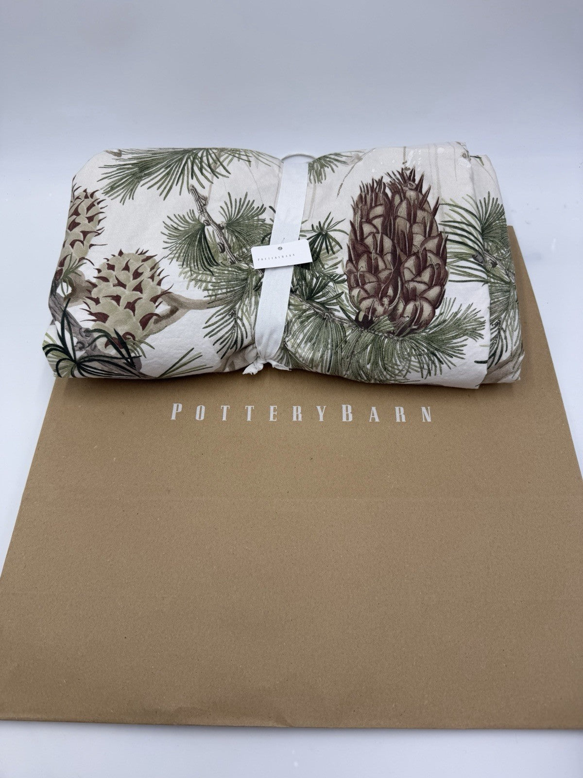 Pottery Barn Winter Pinecone Bird Pattern 100% Cotton Full / Queen Duvet Cover
