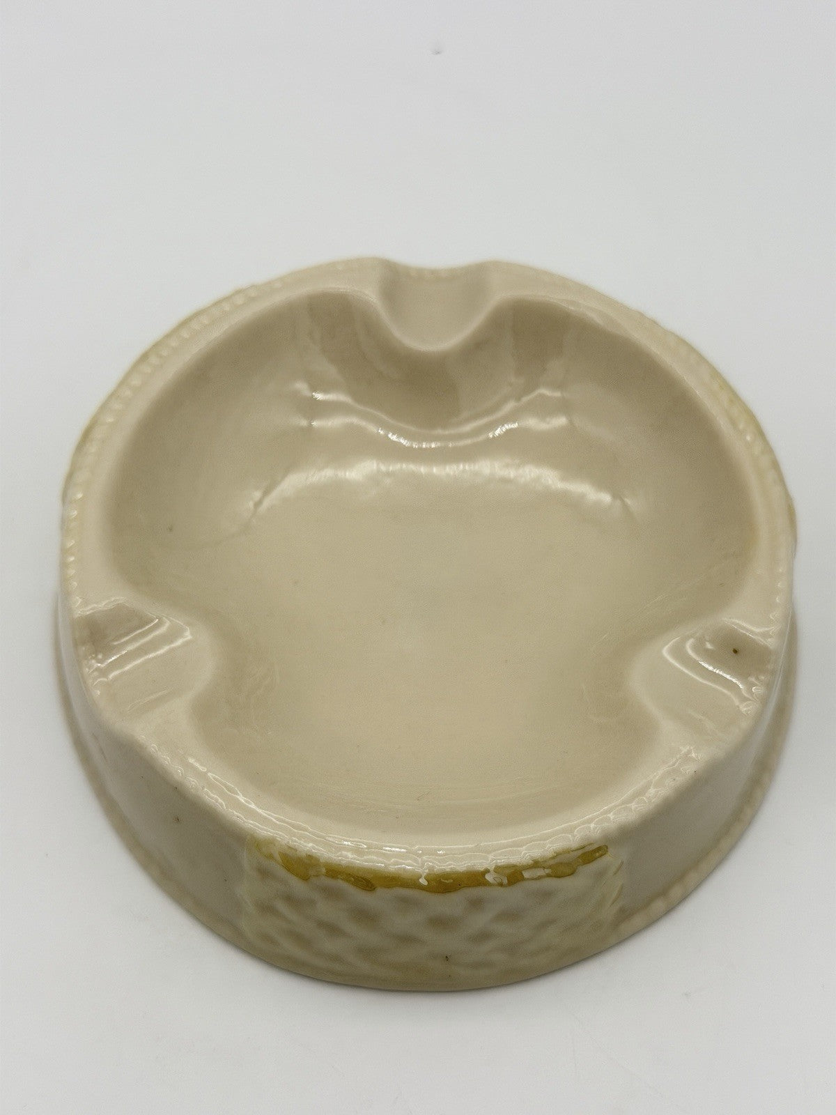 Antique Belleek Ireland 4”Ashtray Basketweave 3rd Black trademark 1926 Porcelain