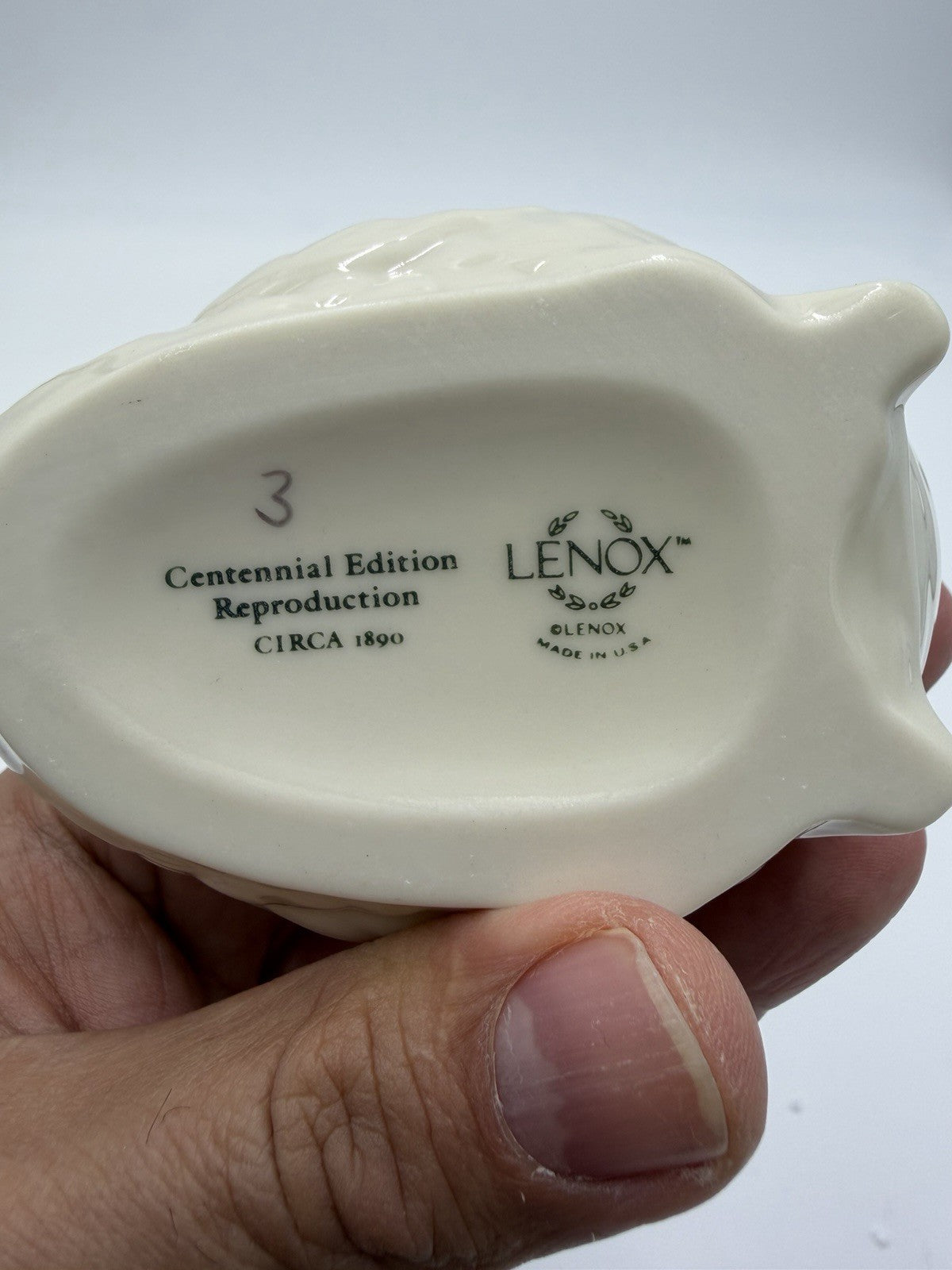 Lenox Porcelain USA Centennial Edition #3 Swan Figurine 3”H W/box Beige Glossy