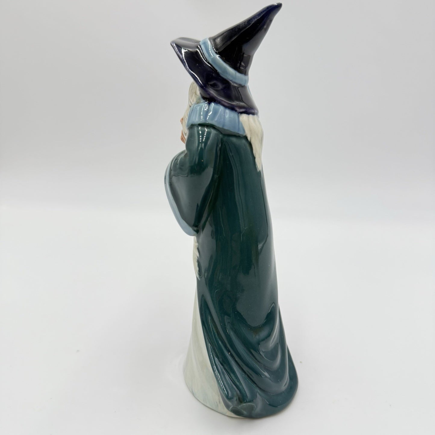 Royal Doulton Porcelain GANDALF H. N. 2911 Middle Earth 1979 Lord Of The Rings