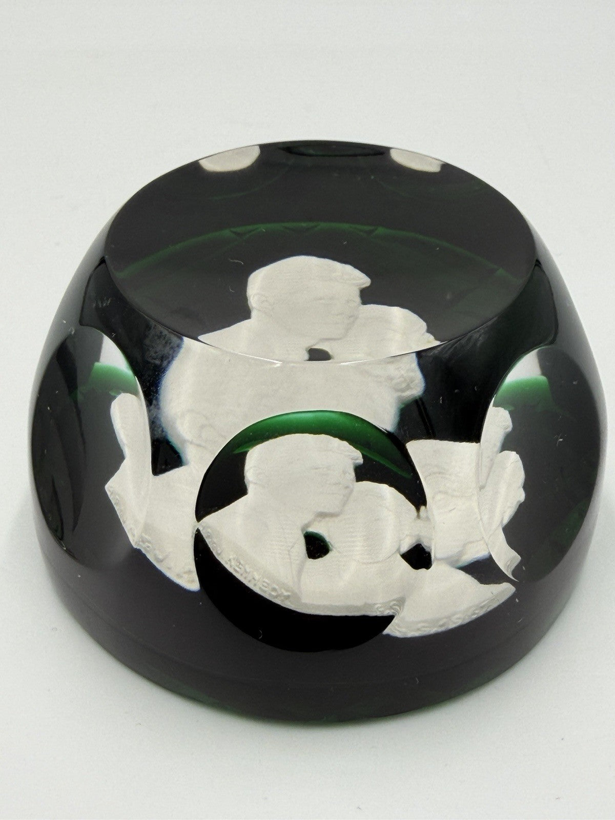 D'Albret Crystal France JFK Jackie Kennedy Sulphide Paperweight Faceted Green
