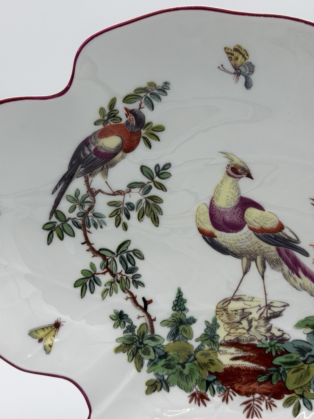 Mottahedeh Williamsburg Porcelain Chelsea Birds  Leaf Bowl Portugal Large Vtg
