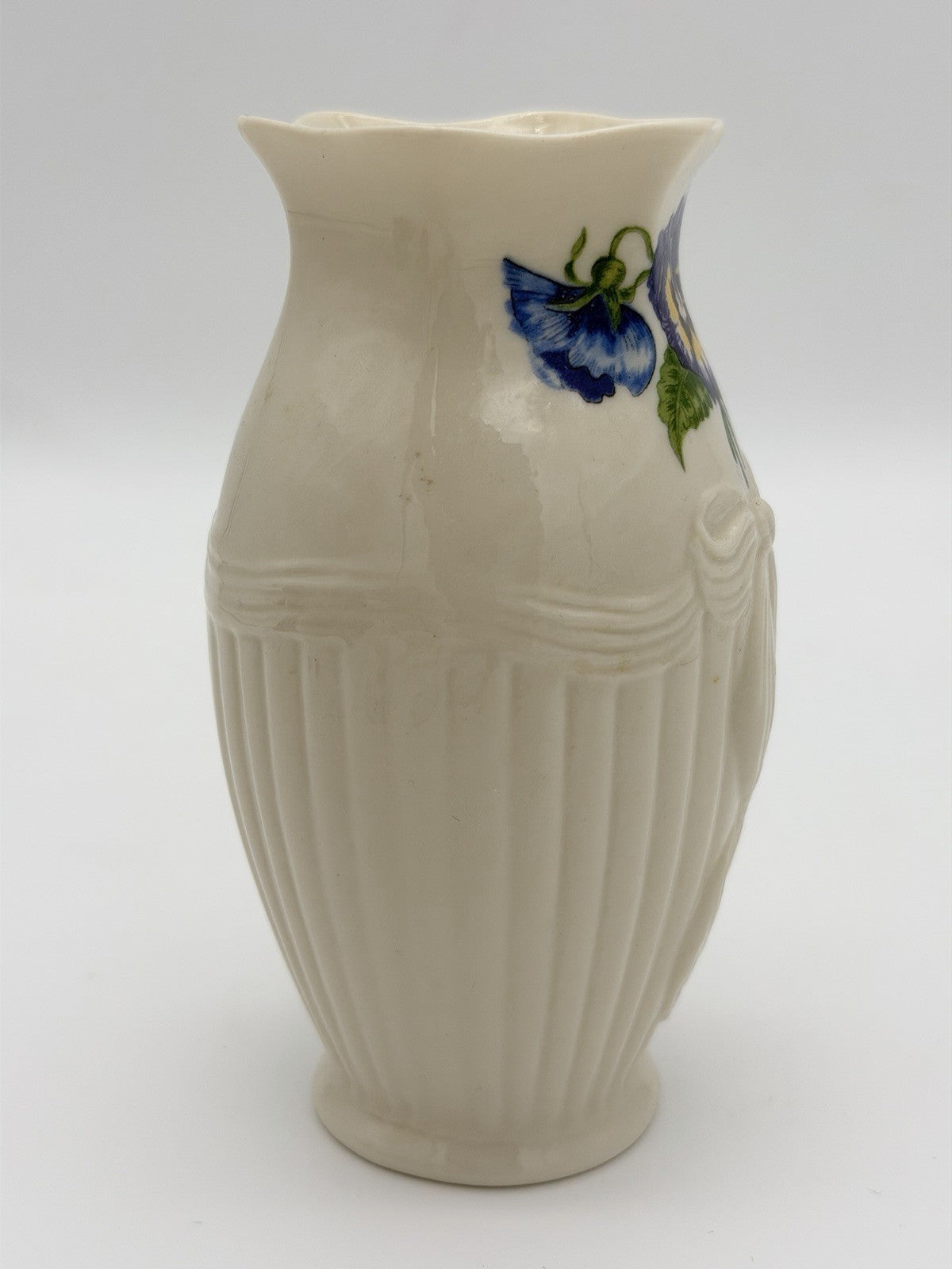 Belleek Ireland Porcelain Enchanted Garden Pansy Vase Millennium 2000 Painted 5”
