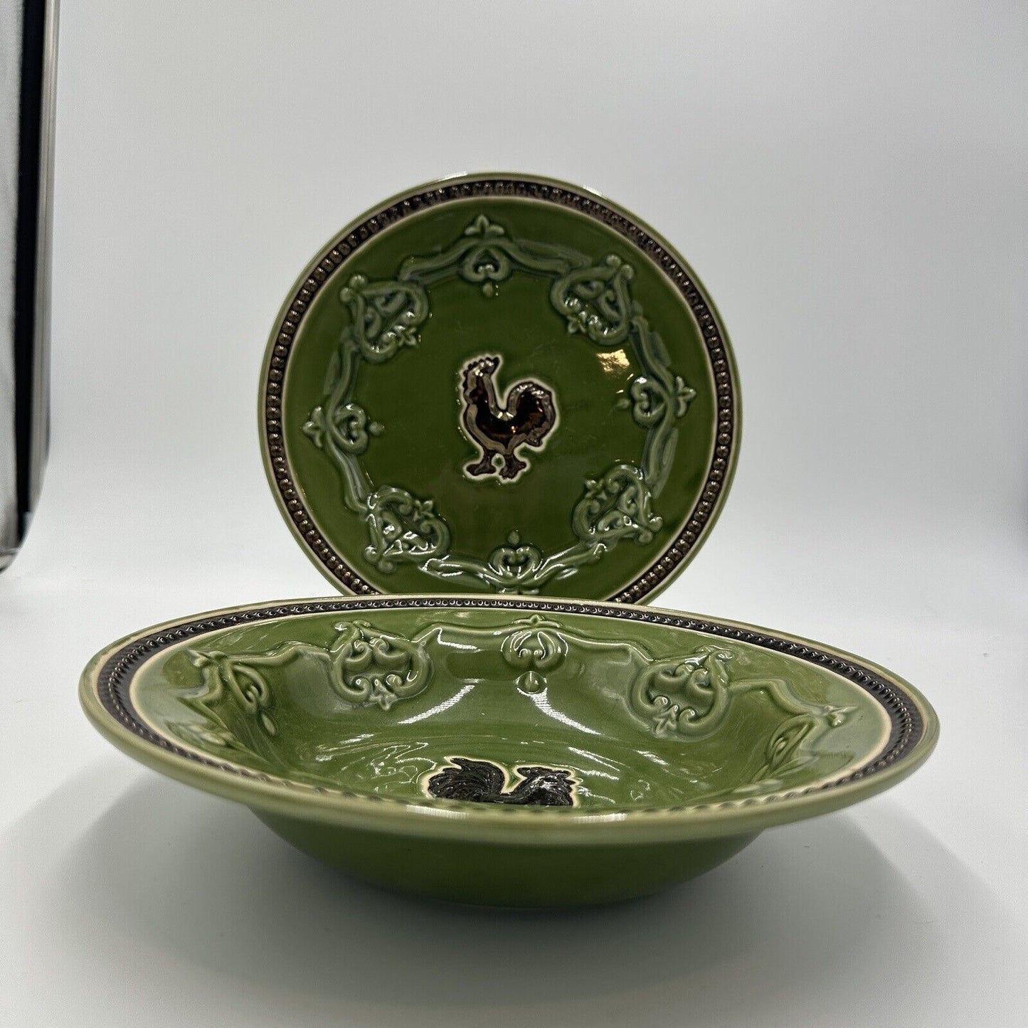 Cracker Barrel Bowl and Plate Set Elegant Rooster Green 9 5/8in X 2in Rimmed