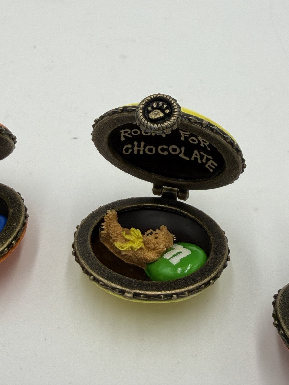 Boyds Bear M&M Resin Trinkets Box Always Room 4 Chocolate Blue Yellow Orange Red