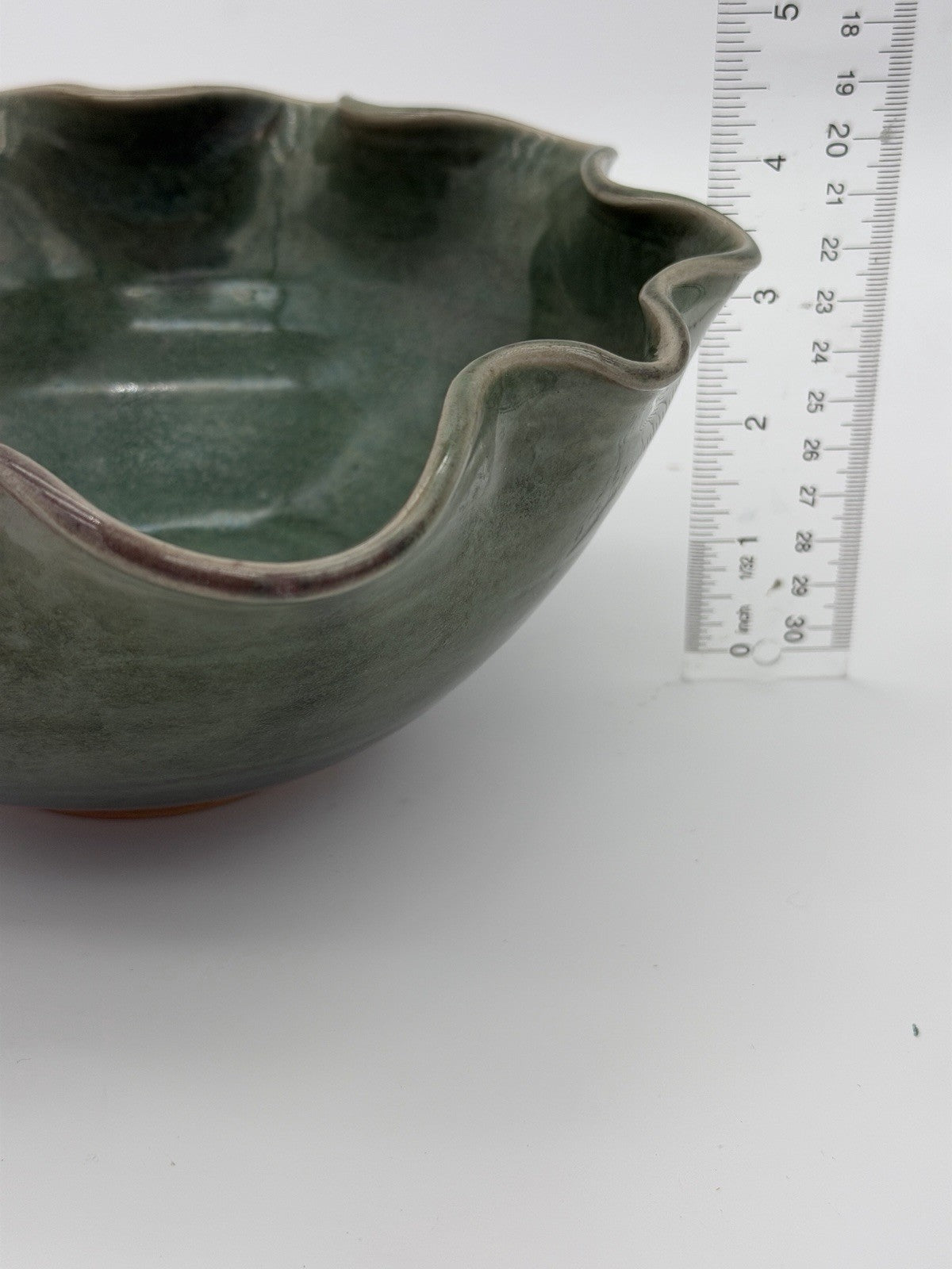 ROBBIE BREAUX Studio Art Pottery Green Large Centerpiece Bowl Ruffled Signed