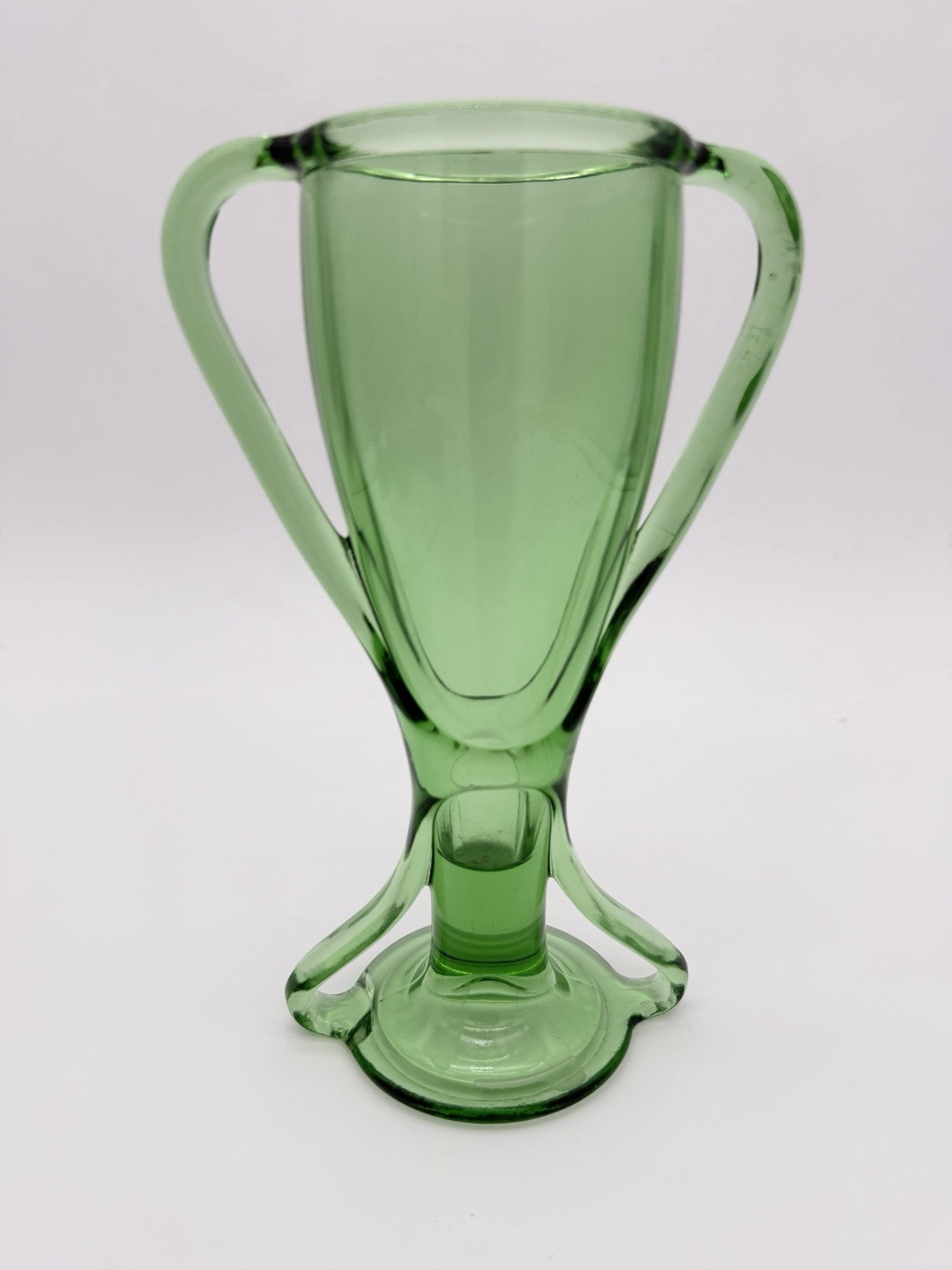 Fostoria Art Glass TUT Green Uranium Trophy Double Handle Flower VASE 8” Flawed)