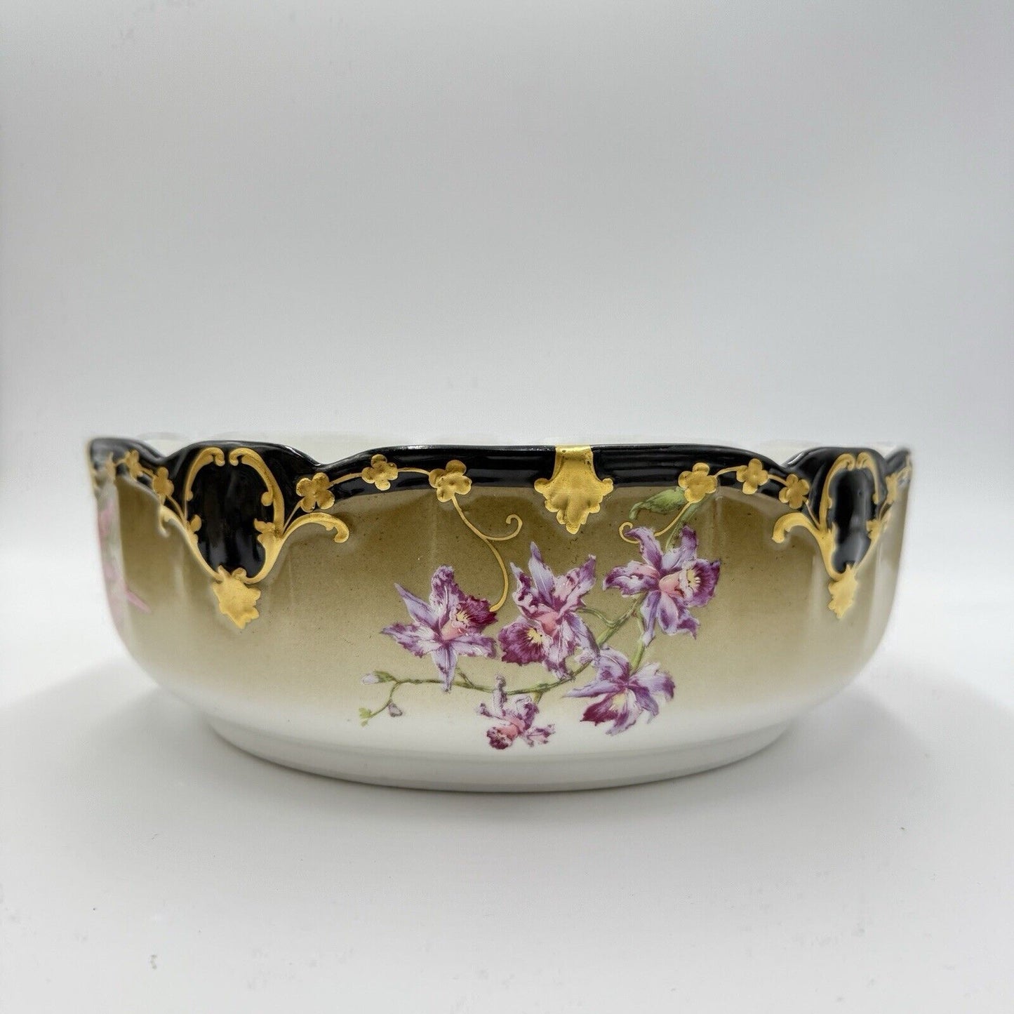 Rare Antique T&V Tressemann & Vogt Limoges  France Bowl Floral Gold Rim Black