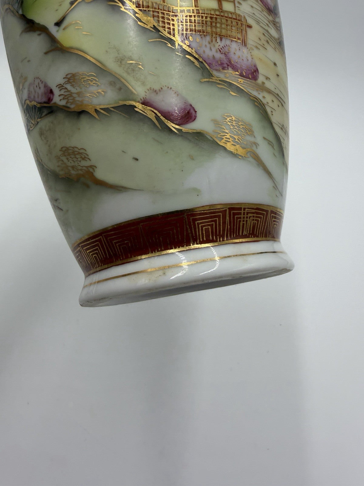 Antique Japanese Porcelain Satsuma vase Meiji period pagoda mountain 8.5”H