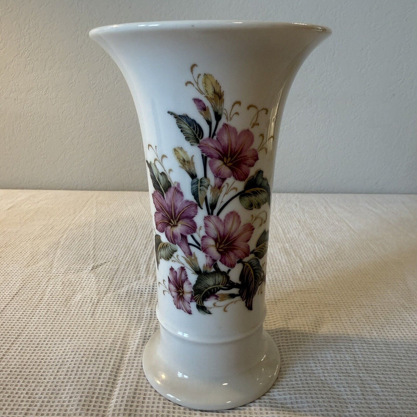 Vintage Kaiser West Germany Floral Vase Lily Pink Flowers Liliane 8in Large