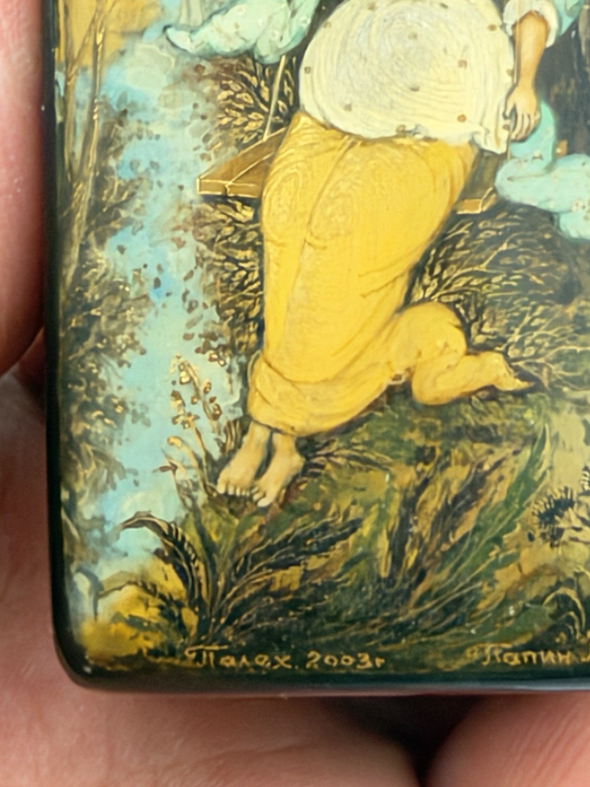 handpainted Russian lacquer miniature trinket box Palekh signed Lapin L Folk Art