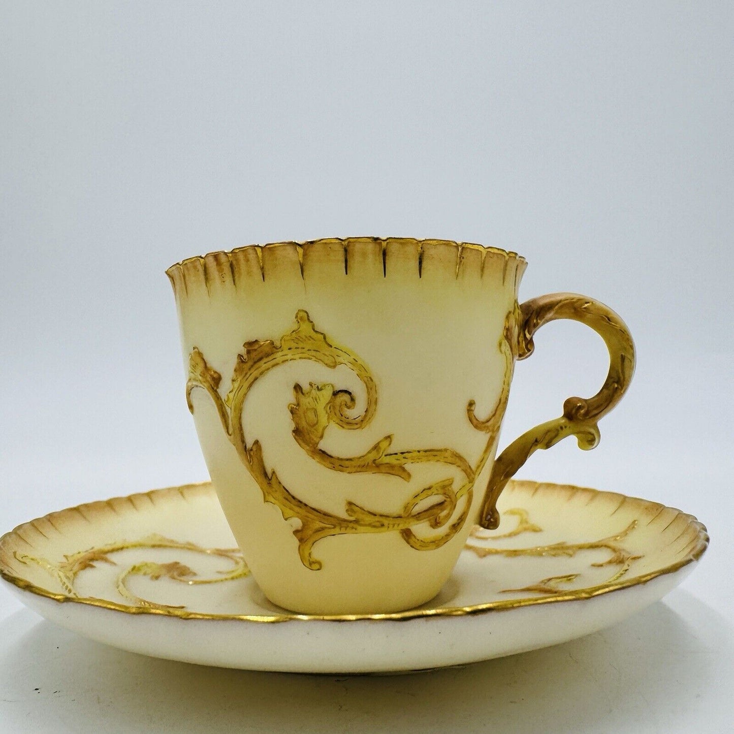 Antique 19th Royal Worcester Hand Painted Tea Cup & Saucer #1564 Embossed Gilt