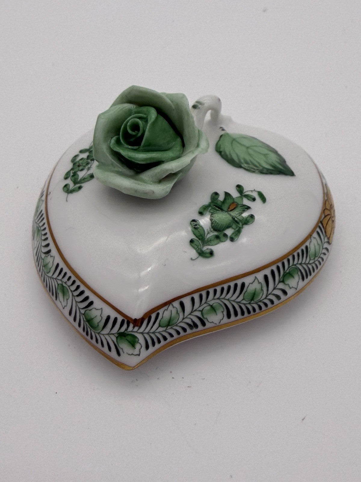 Herend Hungry Heart-shaped Trinket Box Green Rose On The Lid Porcelain (Lid Only