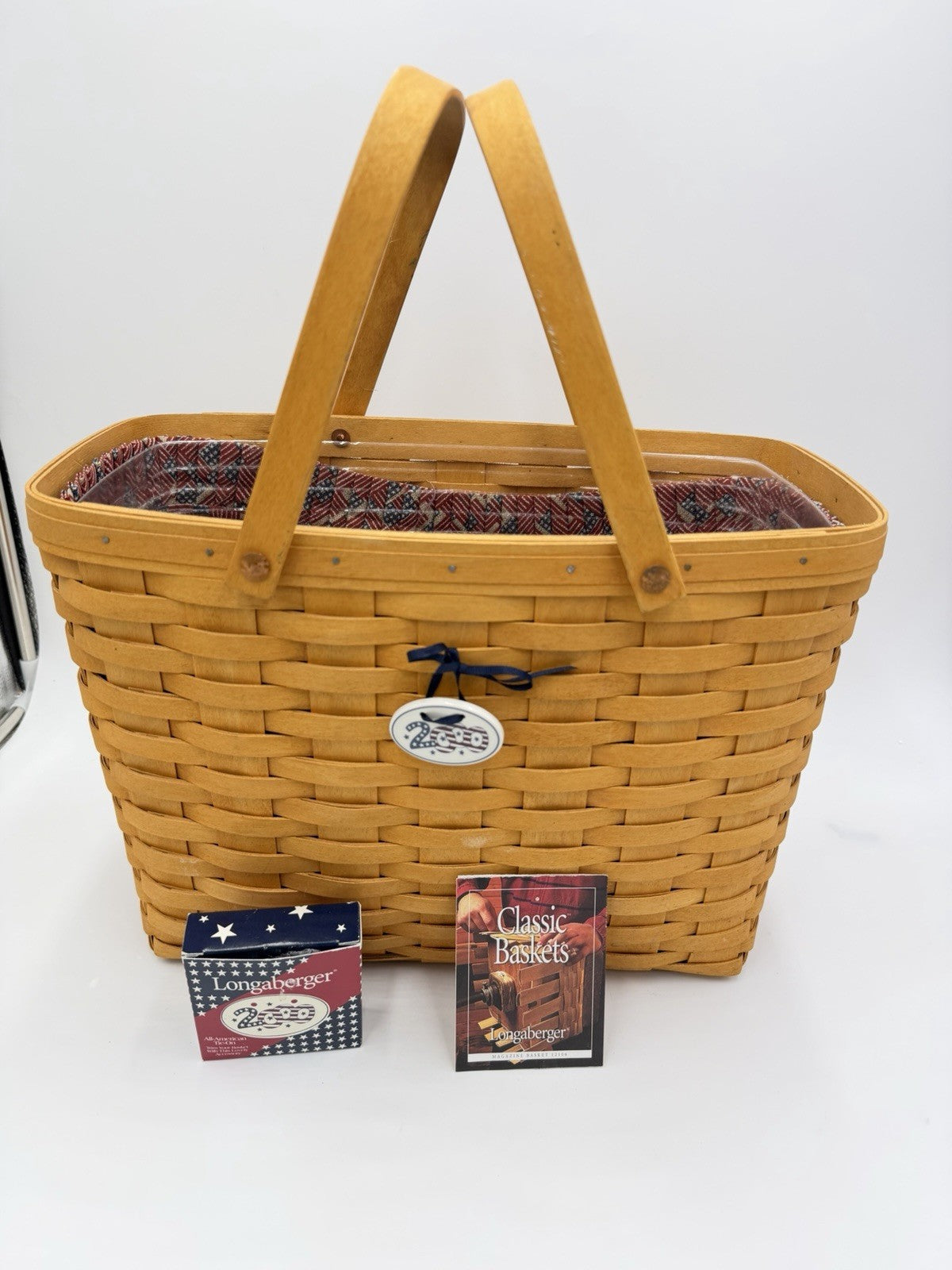 Longaberger 2001 Large American Flag Magazine Basket Protector Linen
