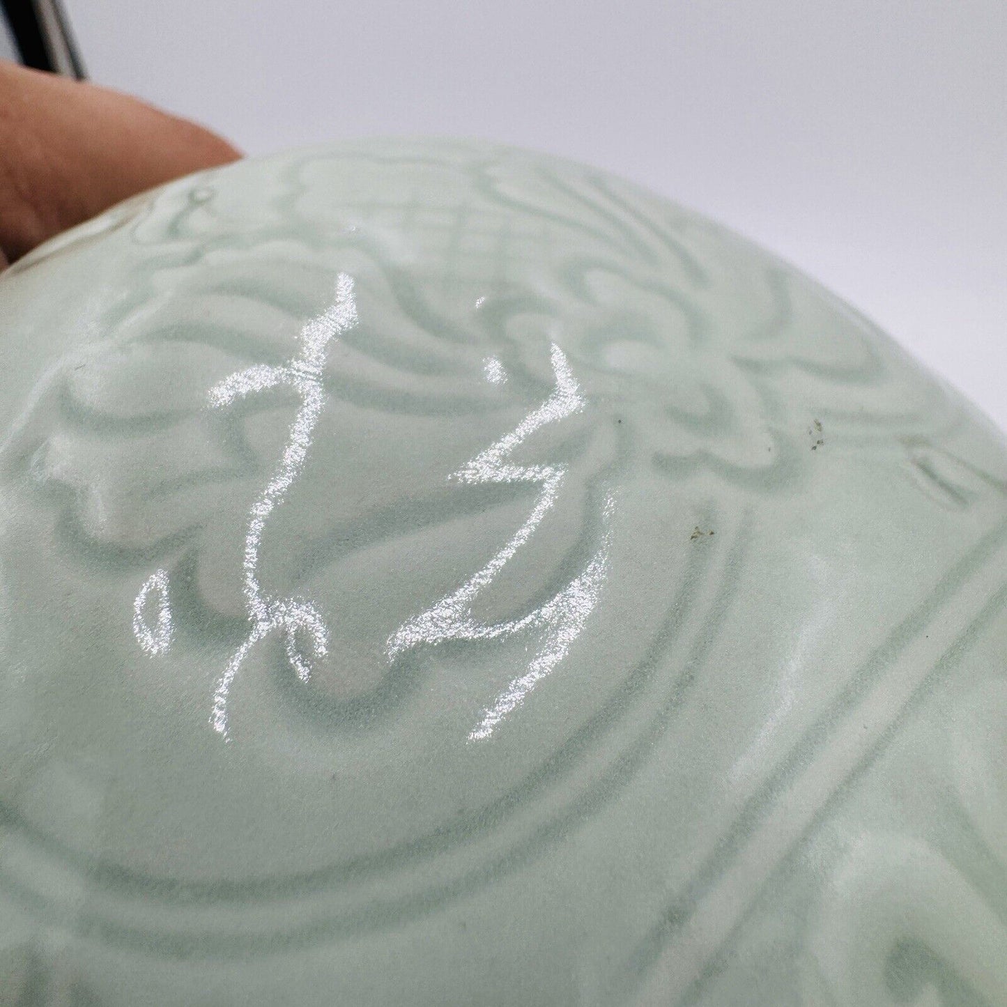 Qing Dynasty Chinese Celadon marked Qing Glazed Jar with Lid Ancient Pottery