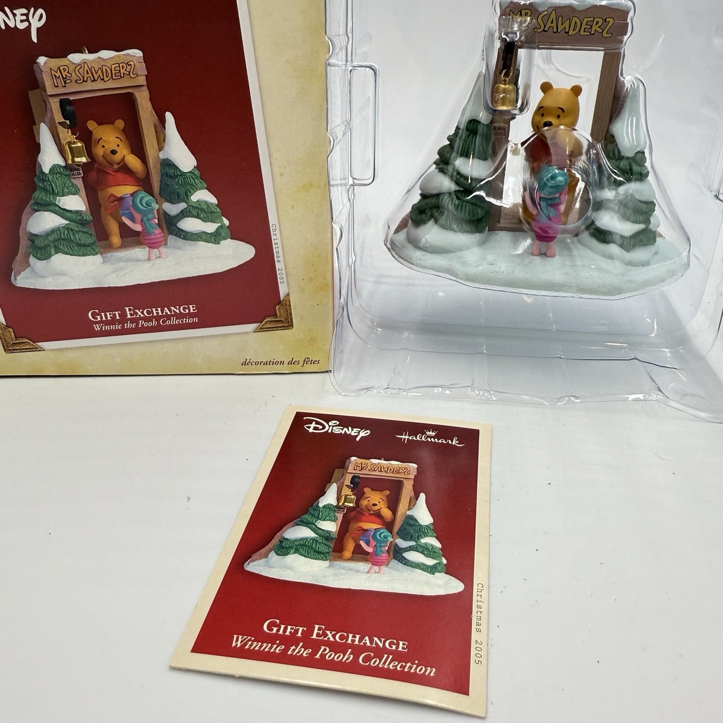 Hallmark WINNIE the POOH and PIGLET Gift Exchange 2005 Keepsake Ornament