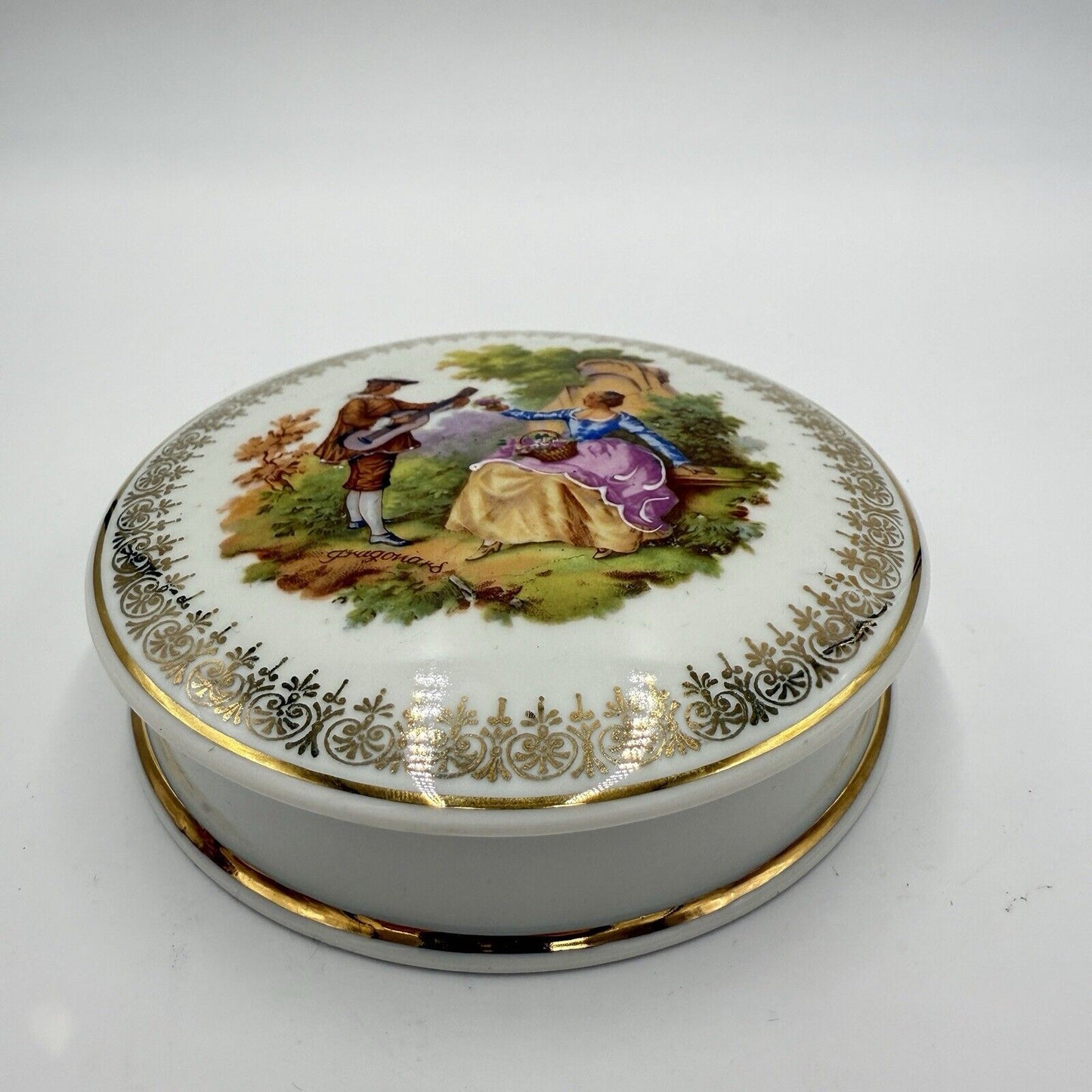 Vintage Limoges France Porcelain Fragonard Art Covered Trinket Box Gold Romantic